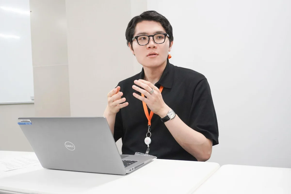 ＩＴソリューション事業本部 データアナリティクスセンター 第１開発部 第３グループ 星野 彰太郎様